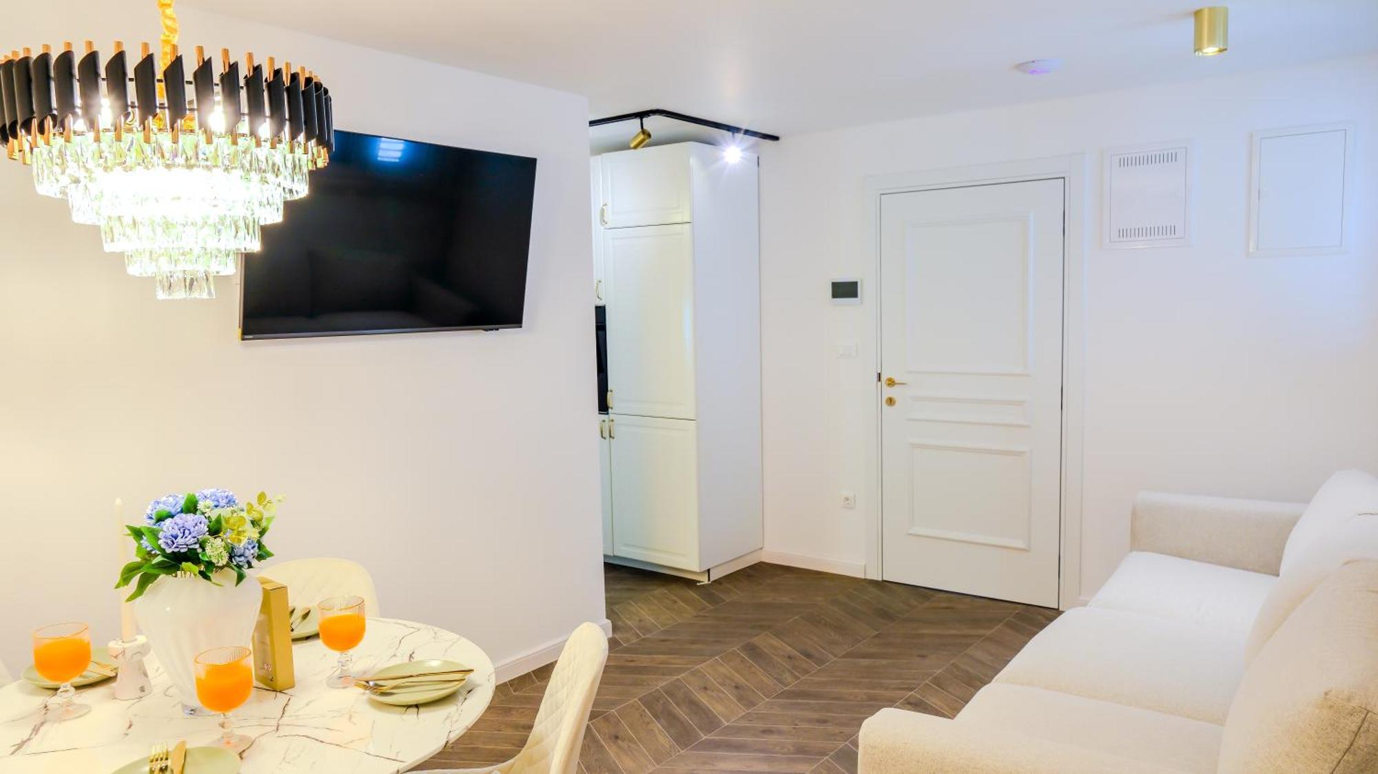 Prisca Luxury Rooms With Breakfast สปลิท ภายนอก รูปภาพ