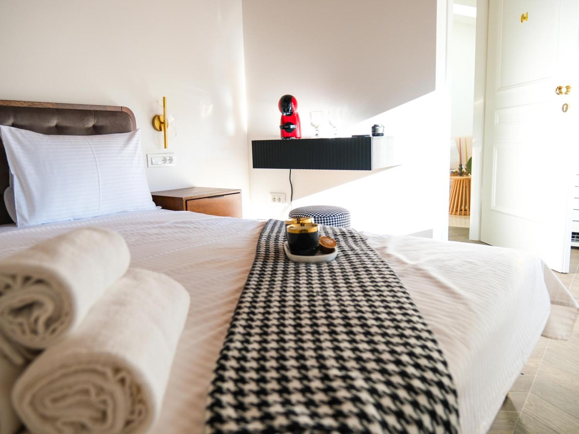 Prisca Luxury Rooms With Breakfast สปลิท ภายนอก รูปภาพ