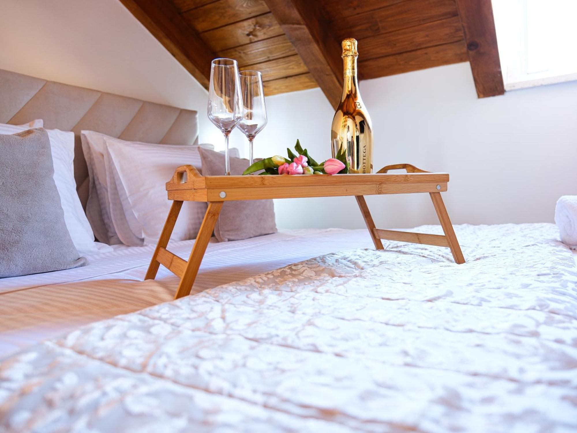 Prisca Luxury Rooms With Breakfast สปลิท ภายนอก รูปภาพ